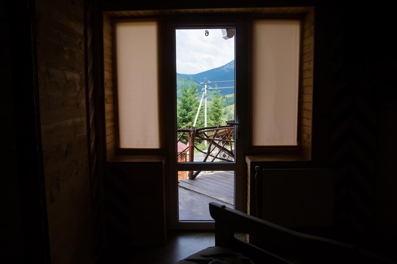 Kabanova Gora Guest House Bukovel Exterior foto